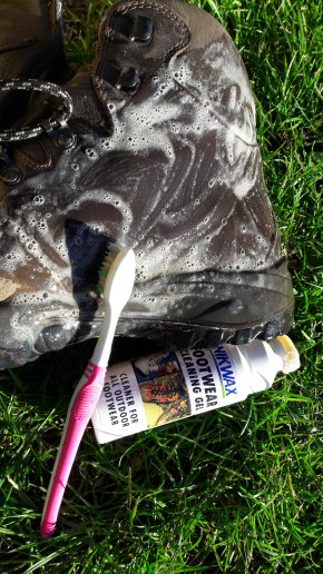 cleaning my leather boot