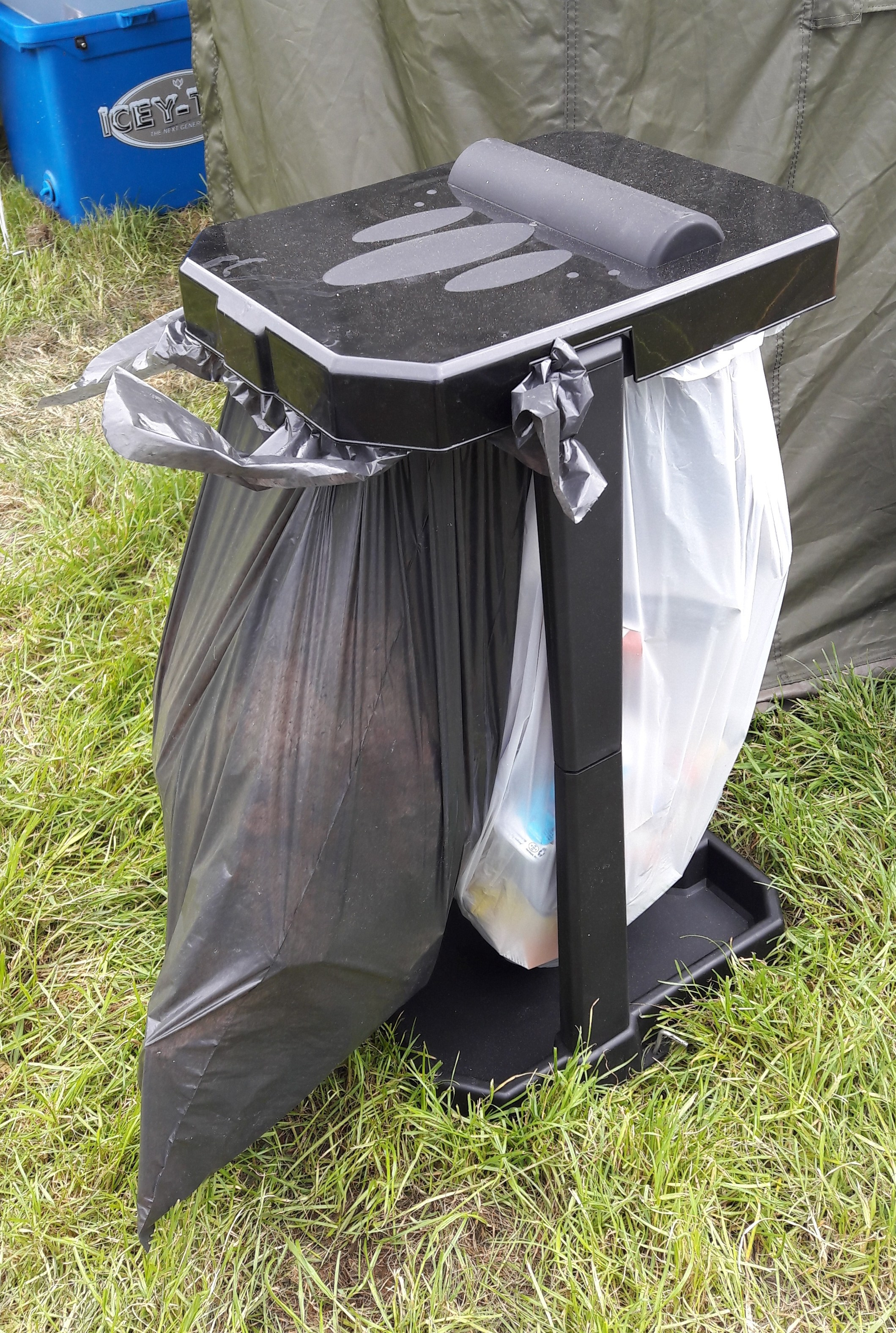 camping bin